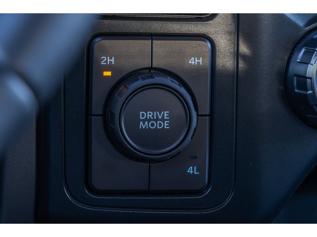 2025 Ford F-150 XLT 5.0 Liter V-8