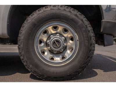 2004 Ford F-250 Base