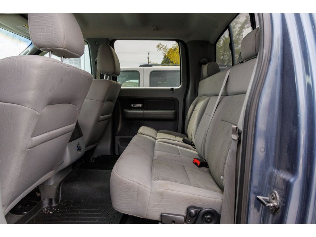 2005 Ford F-150 XLT