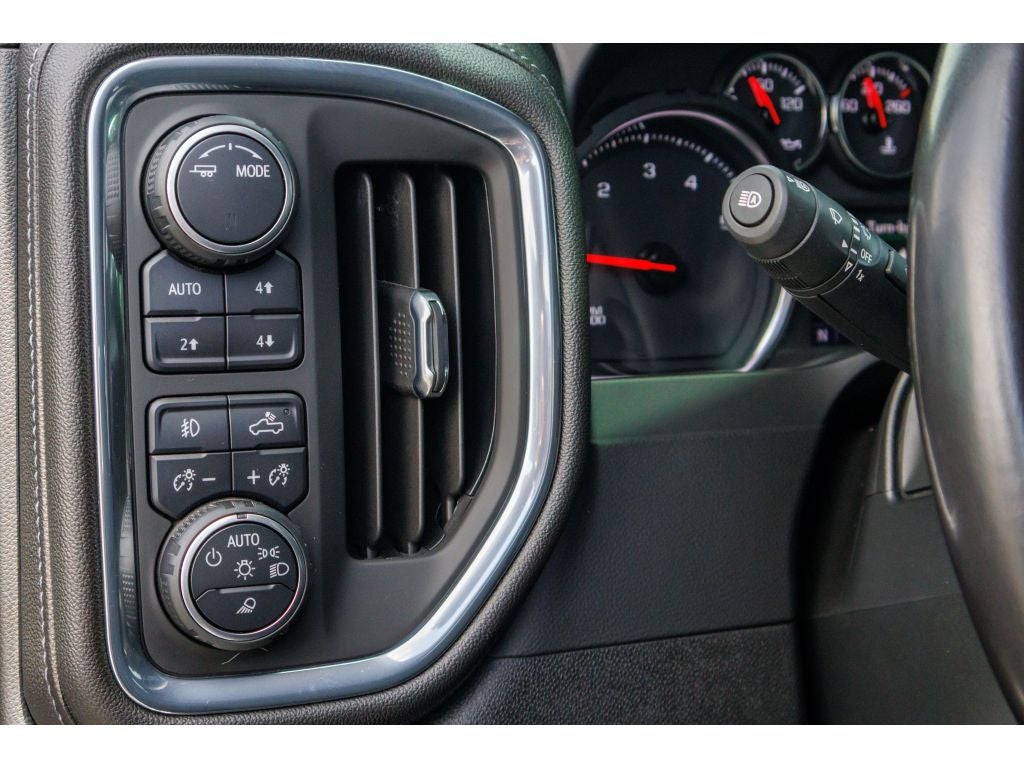 2021 Chevrolet Silverado LTZ