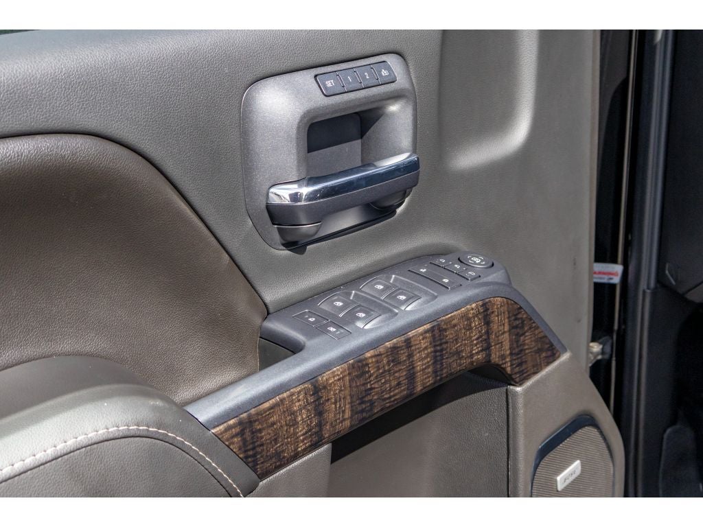 2016 GMC Sierra Denali