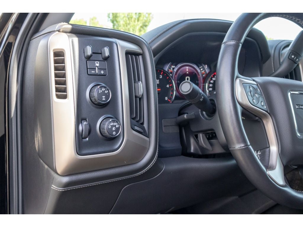 2016 GMC Sierra Denali