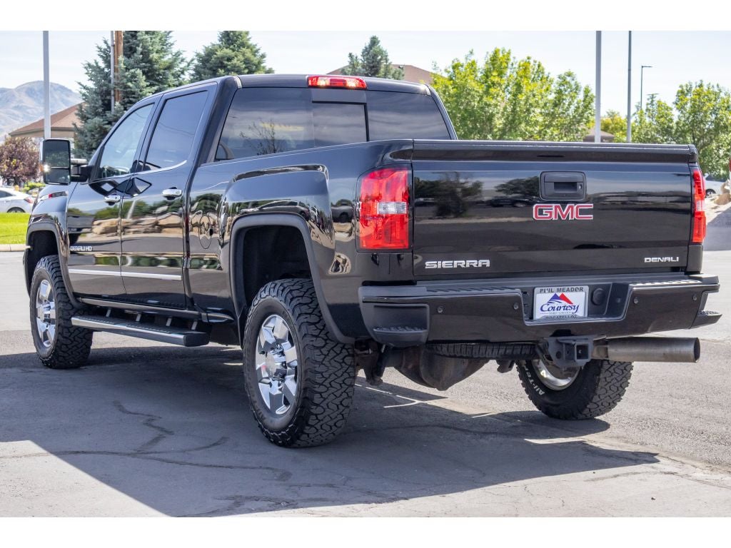 2016 GMC Sierra Denali