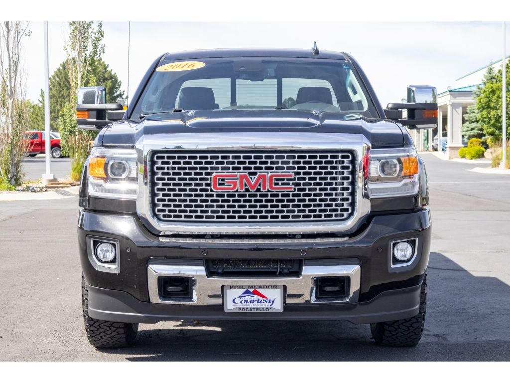2016 GMC Sierra Denali