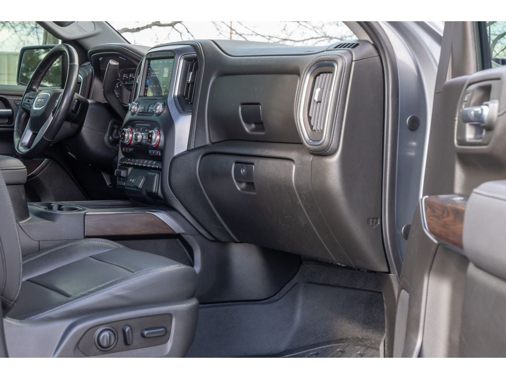 2020 GMC Sierra SLT