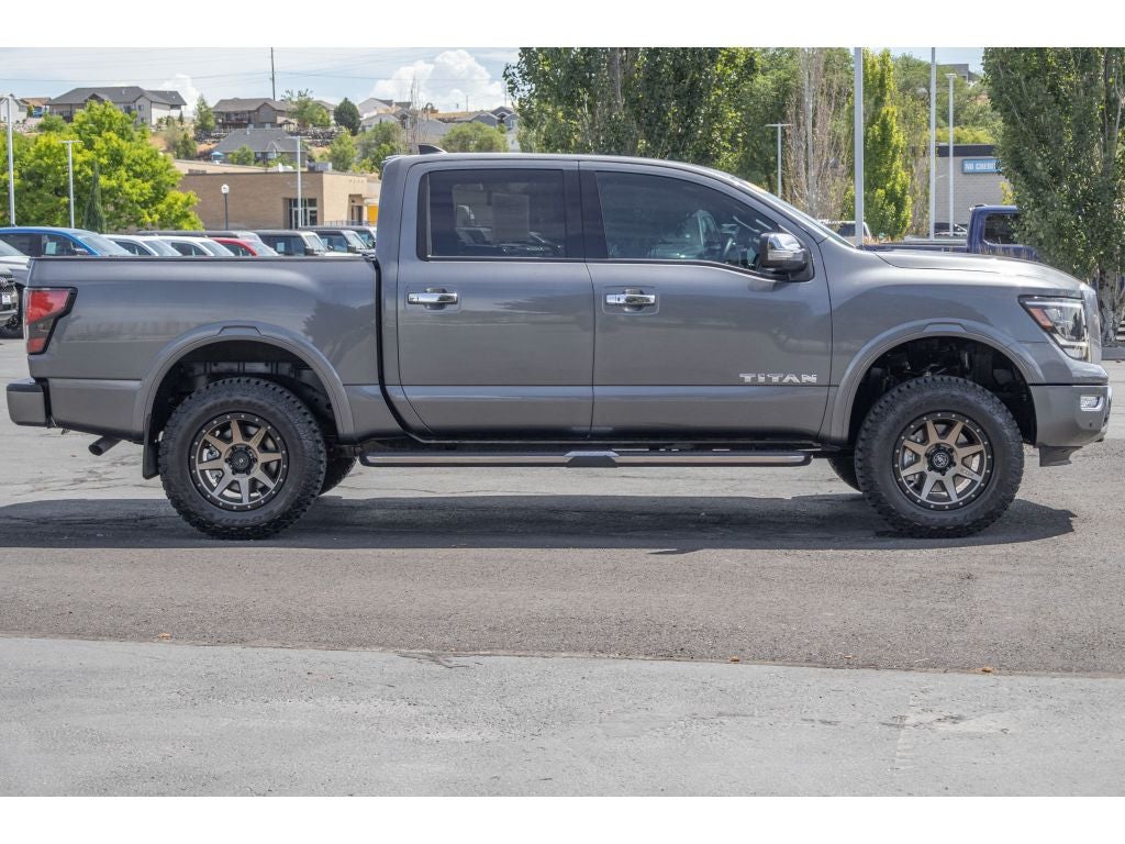 2023 Nissan Titan Platinum Reserve 4x4