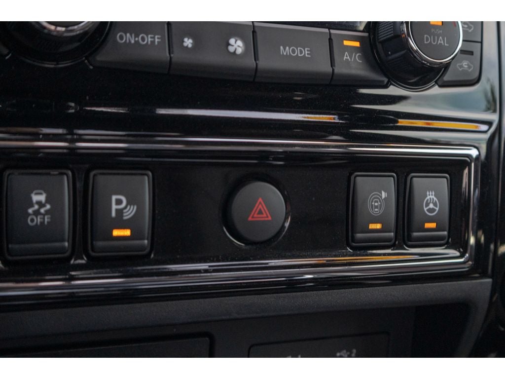 2023 Nissan Titan Platinum Reserve 4x4