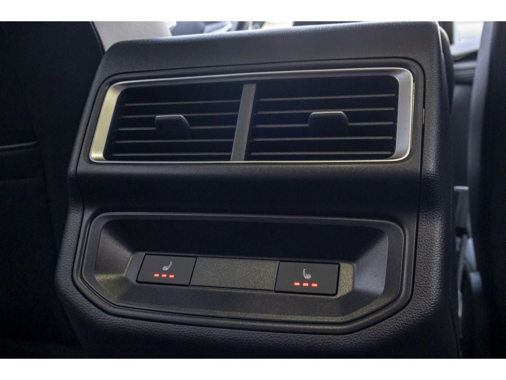 2024 Volkswagen Atlas Cross Sport SEL Premium R-Line 4Motion