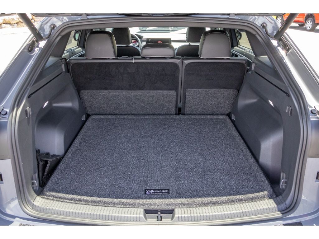 2024 Volkswagen Atlas Cross Sport SEL Premium R-Line 4Motion