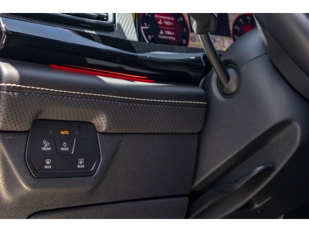 2024 Volkswagen Atlas Cross Sport SEL Premium R-Line 4Motion