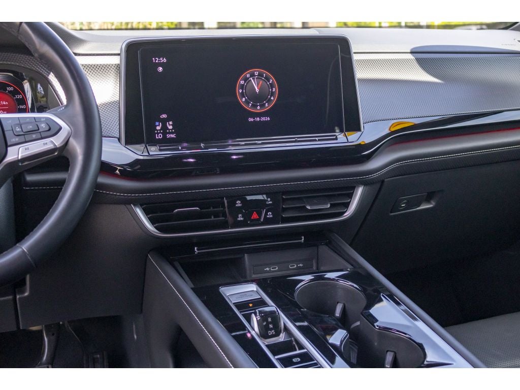 2024 Volkswagen Atlas Cross Sport SEL Premium R-Line 4Motion