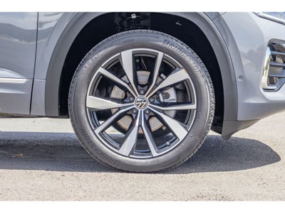 2024 Volkswagen Atlas Cross Sport SEL Premium R-Line 4Motion