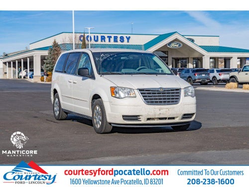 2009 Chrysler Town & Country LX