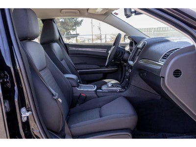 2022 Chrysler 300 Touring