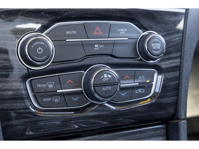 2022 Chrysler 300 Touring