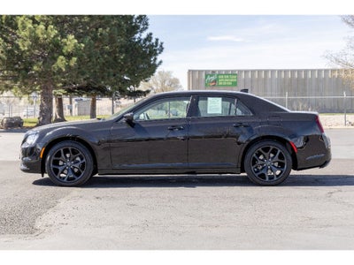 2022 Chrysler 300 Touring
