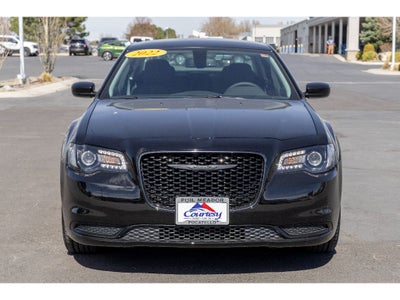 2022 Chrysler 300 Touring