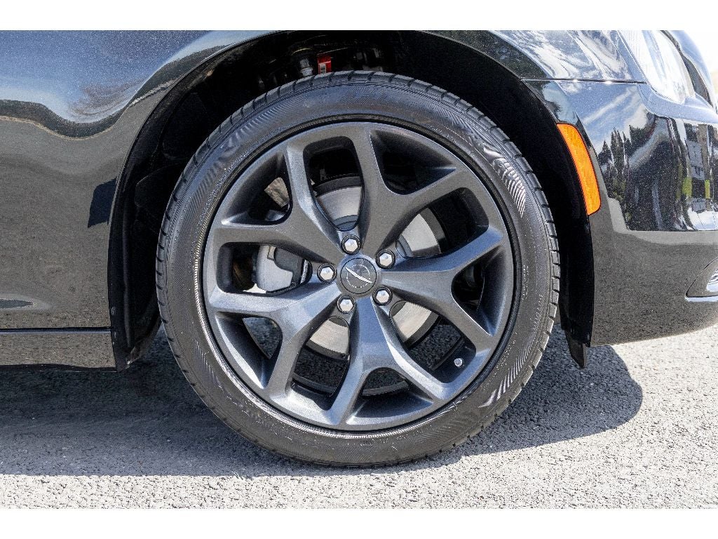 2022 Chrysler 300 Touring