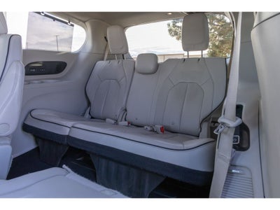 2021 Chrysler Pacifica Limited AWD