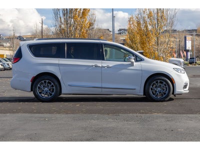 2021 Chrysler Pacifica Limited AWD