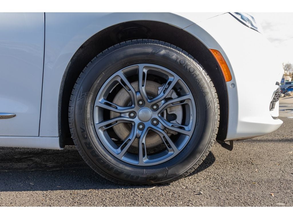 2021 Chrysler Pacifica Limited AWD