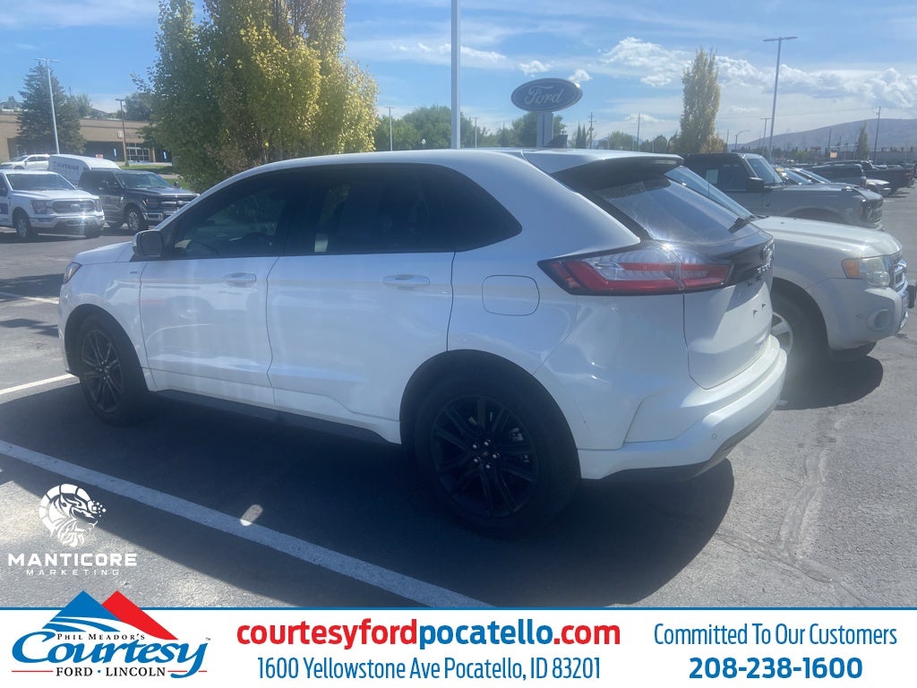 2022 Ford Edge SEL