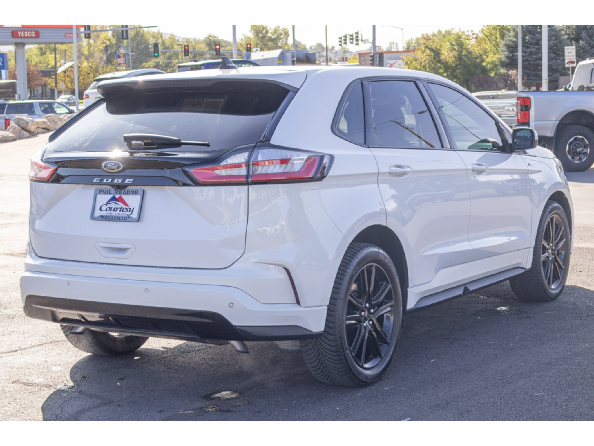 2022 Ford Edge SEL