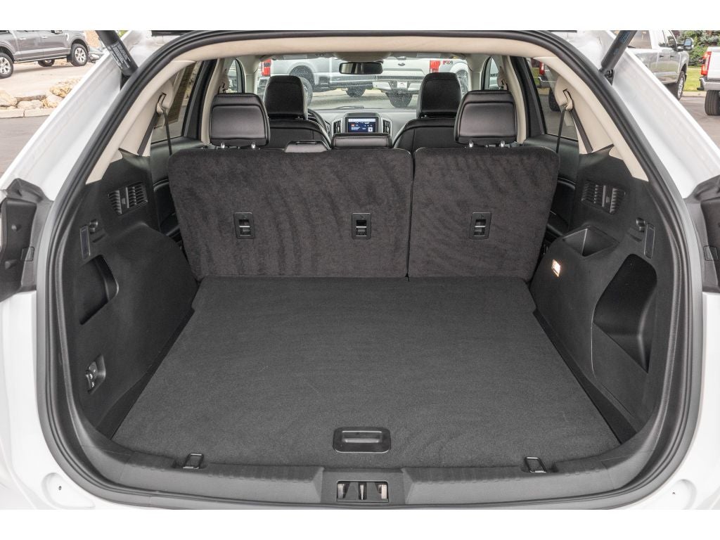 2022 Ford Edge SEL Leather