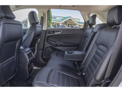 2024 Ford Edge Base