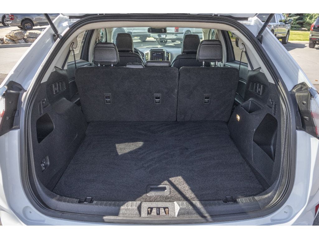 2024 Ford Edge Base