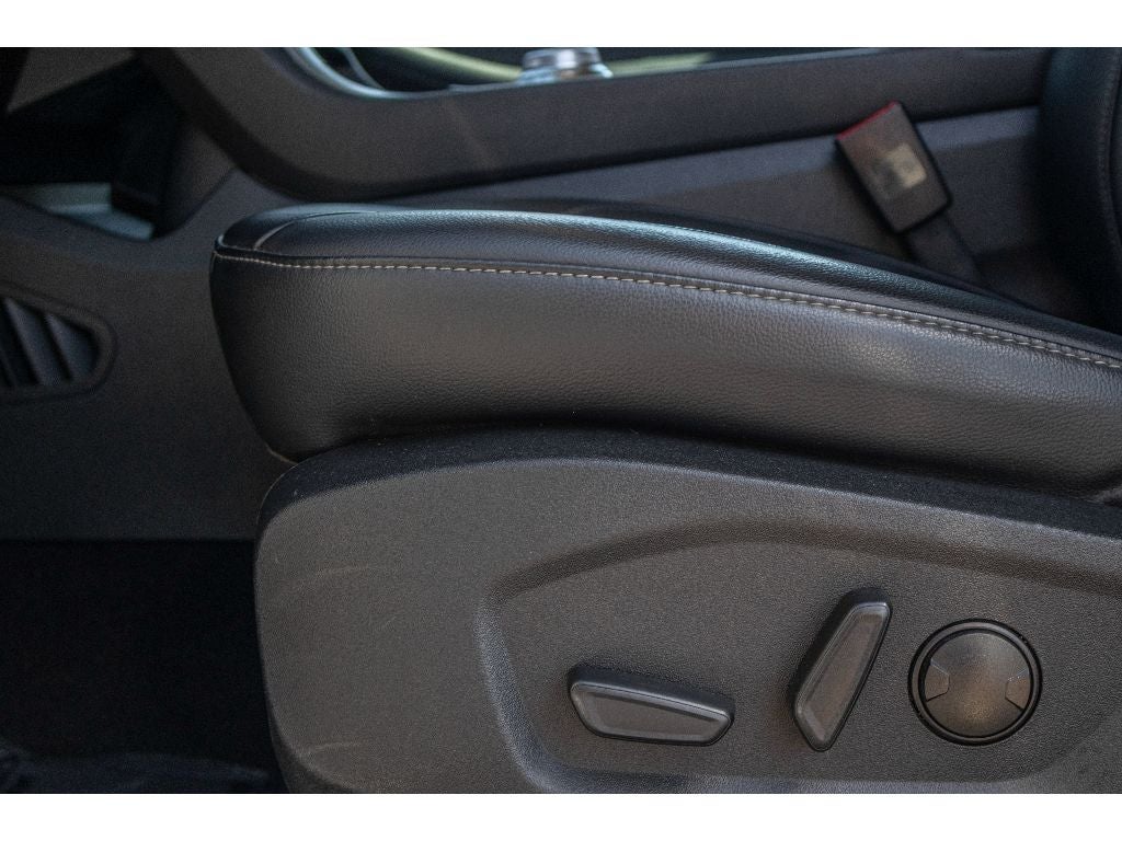 2024 Ford Edge Base