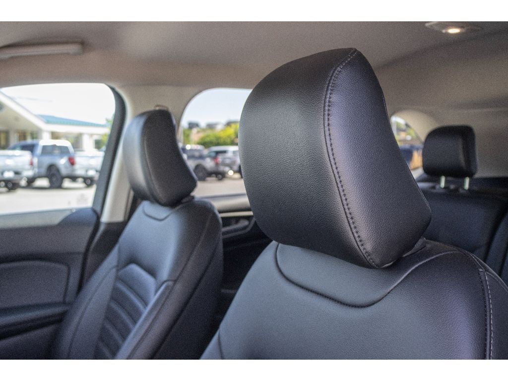 2024 Ford Edge Base