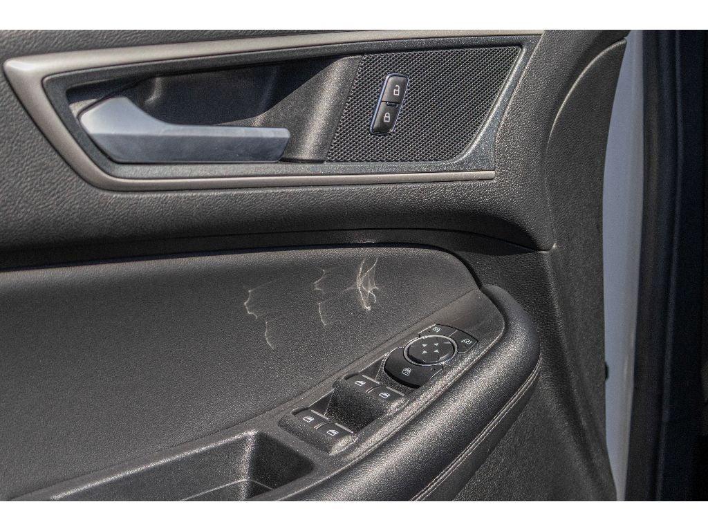 2024 Ford Edge Base
