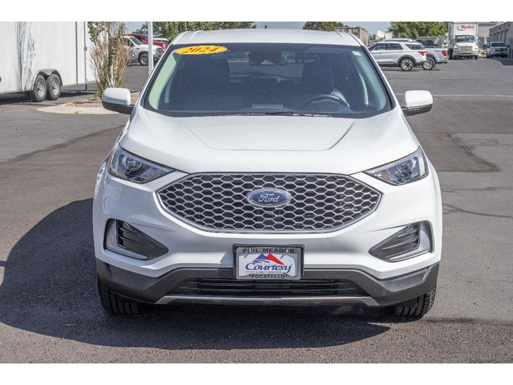 2024 Ford Edge Base