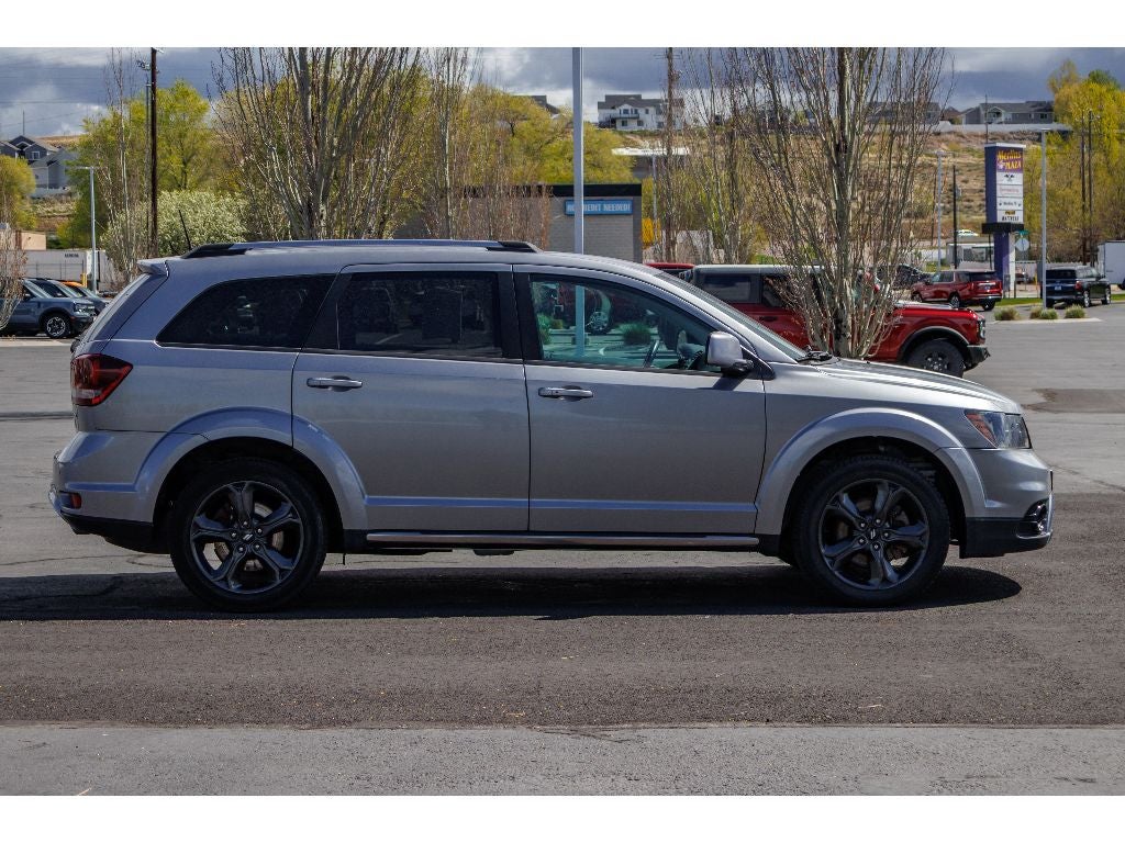 2019 Dodge Journey Crossroad