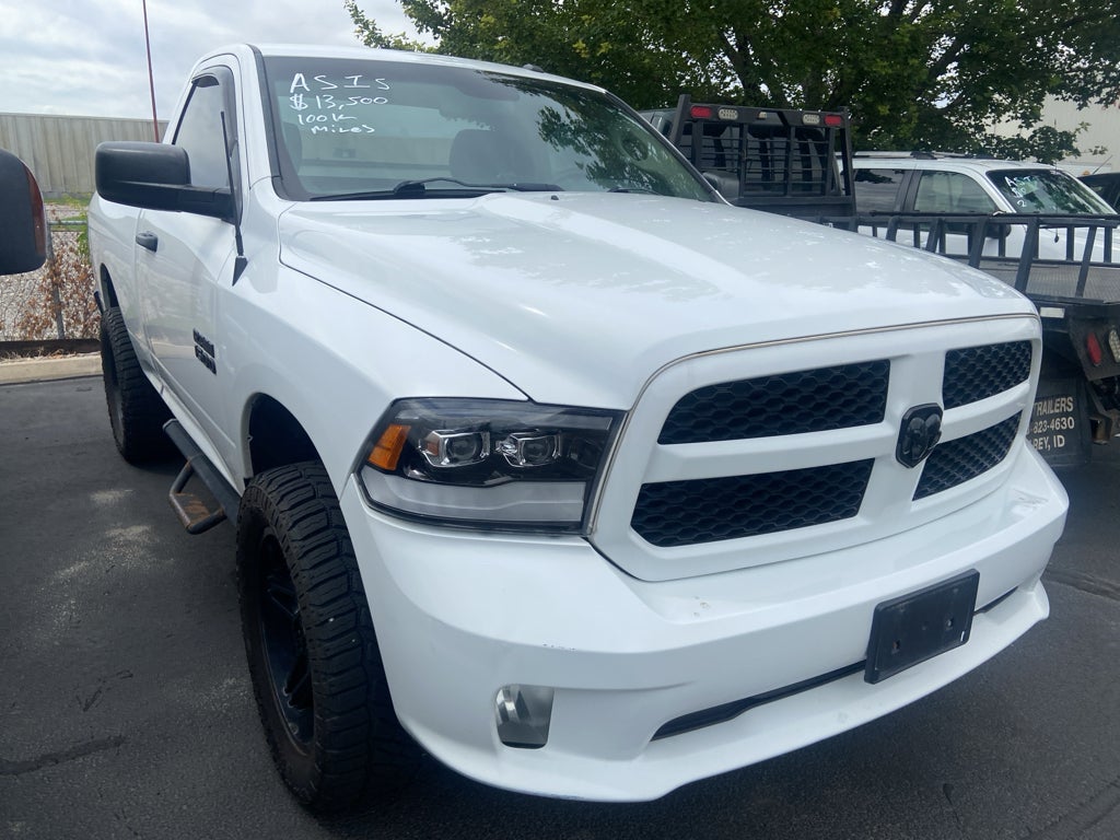 2014 RAM 1500 ST