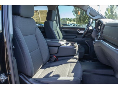 2022 Chevrolet Silverado RST