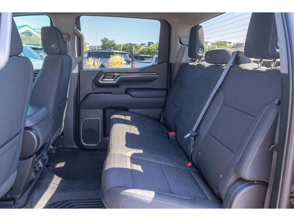 2022 Chevrolet Silverado RST