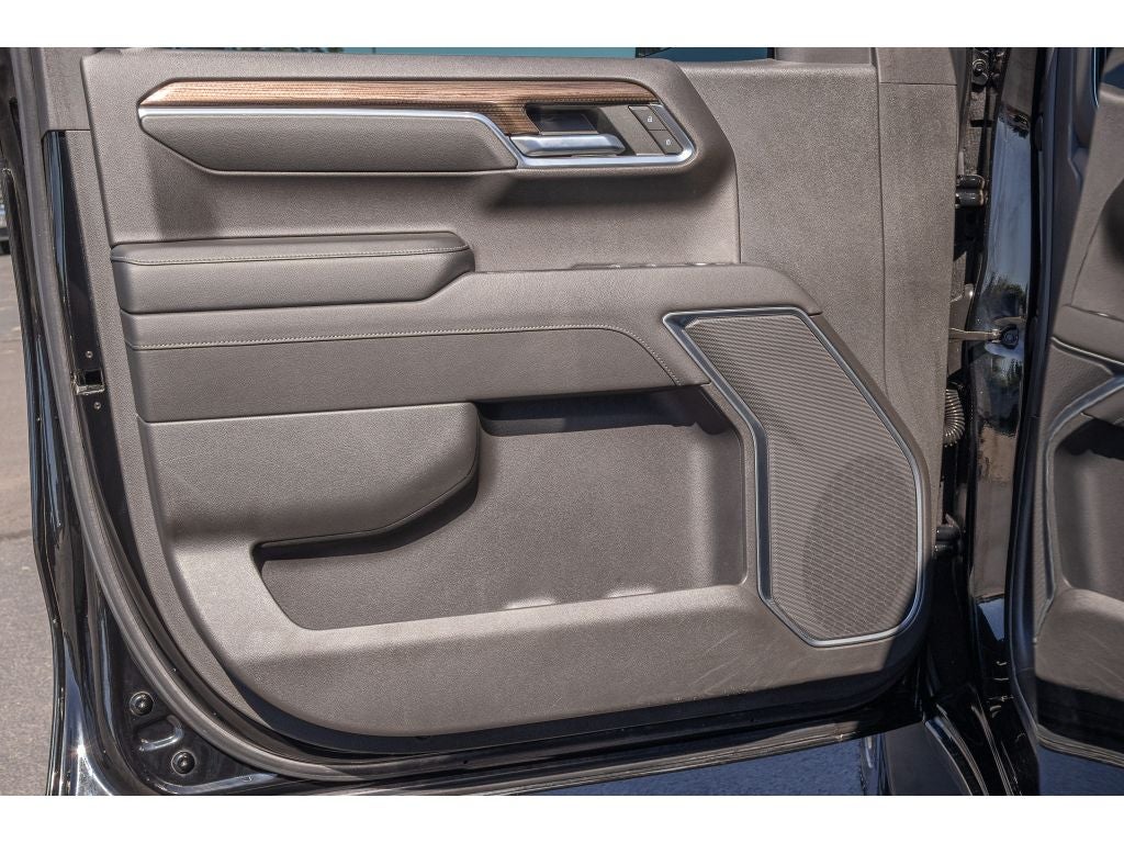 2022 Chevrolet Silverado RST