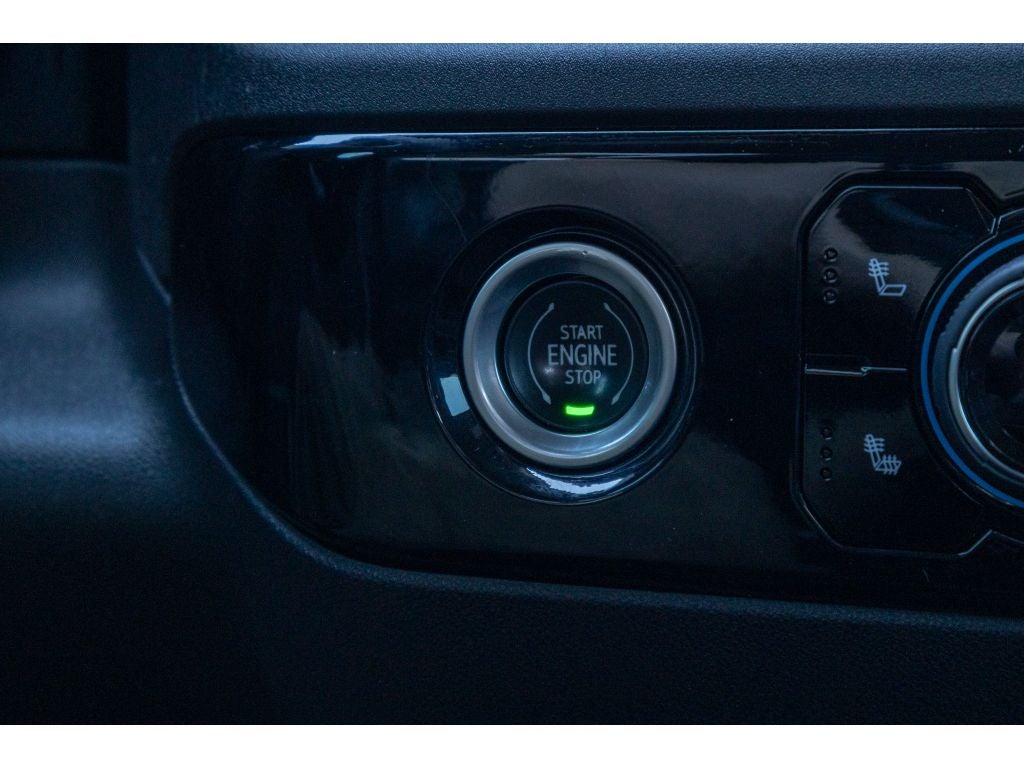 2022 Chevrolet Silverado RST