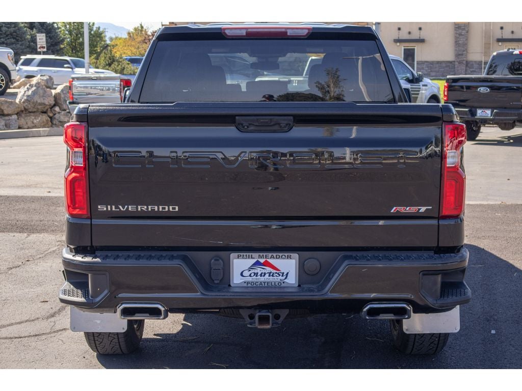 2022 Chevrolet Silverado RST