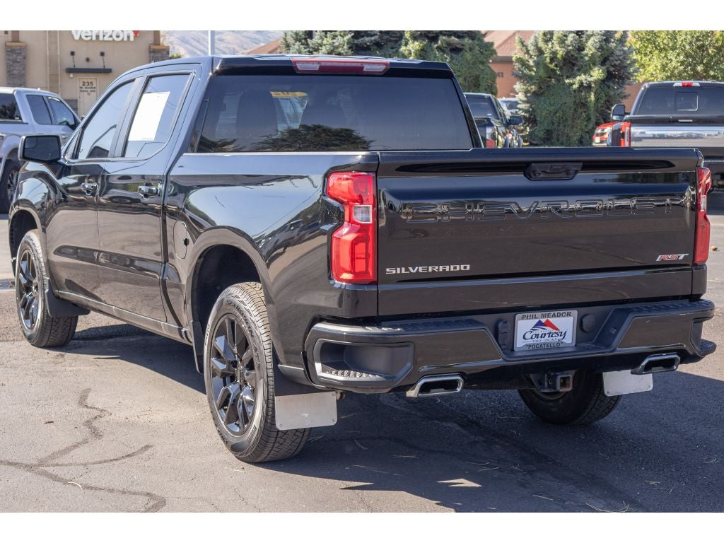 2022 Chevrolet Silverado RST