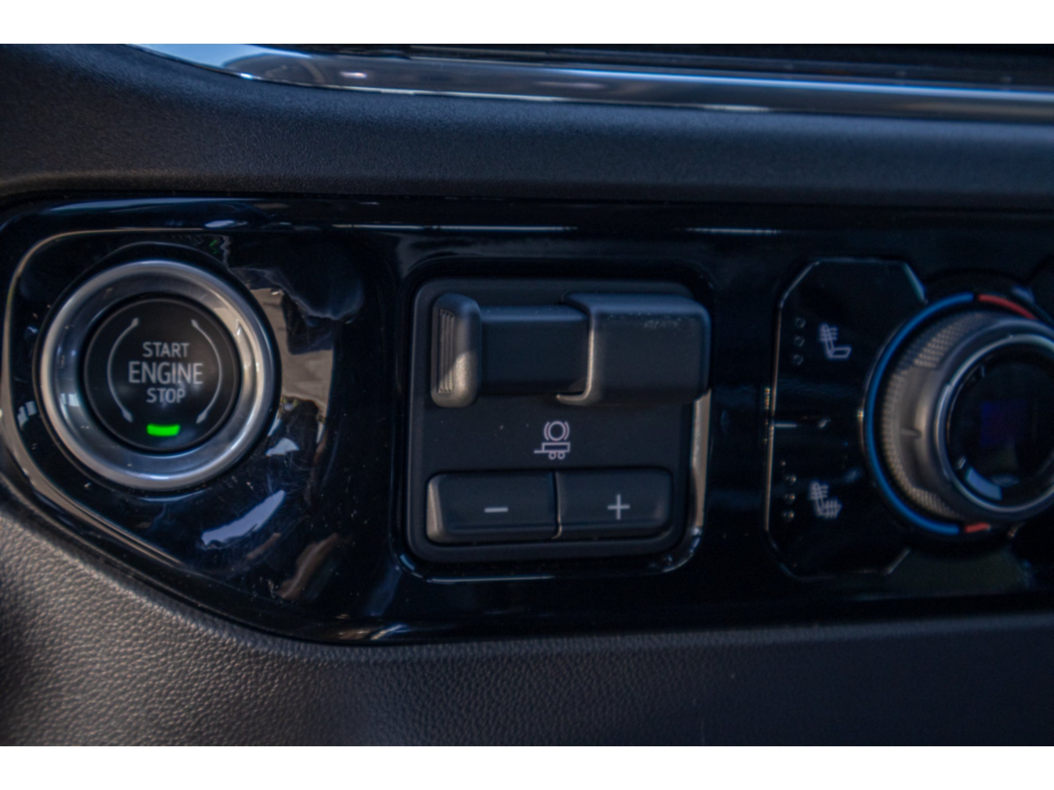 2024 Chevrolet Silverado RST