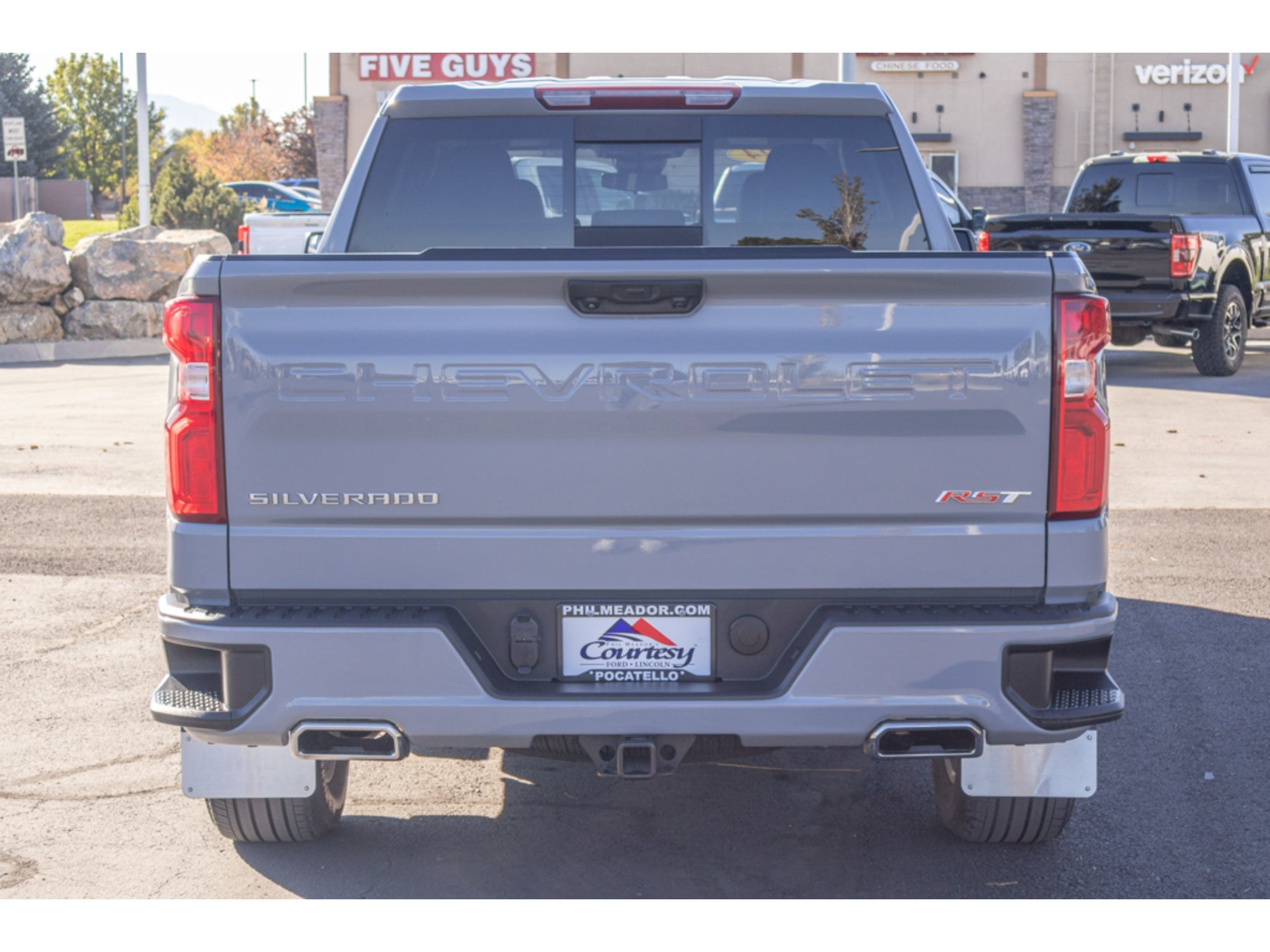 2024 Chevrolet Silverado RST