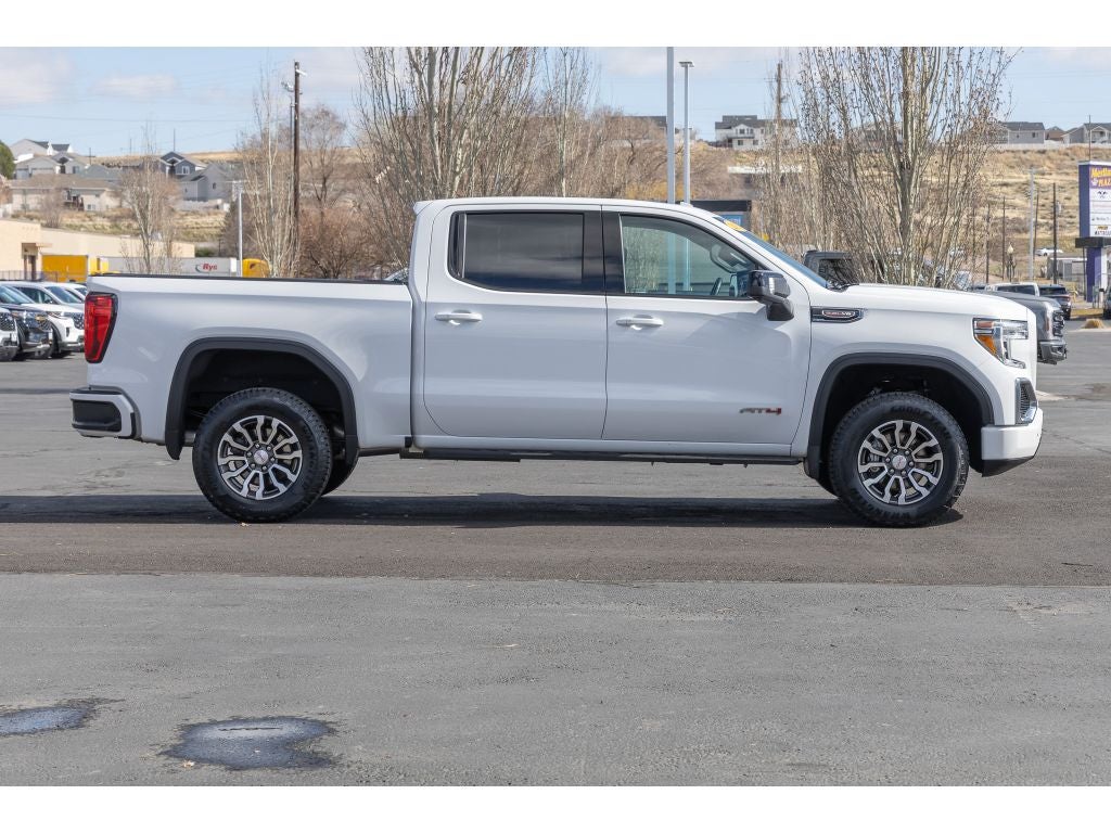 2022 GMC Sierra Limited AT4