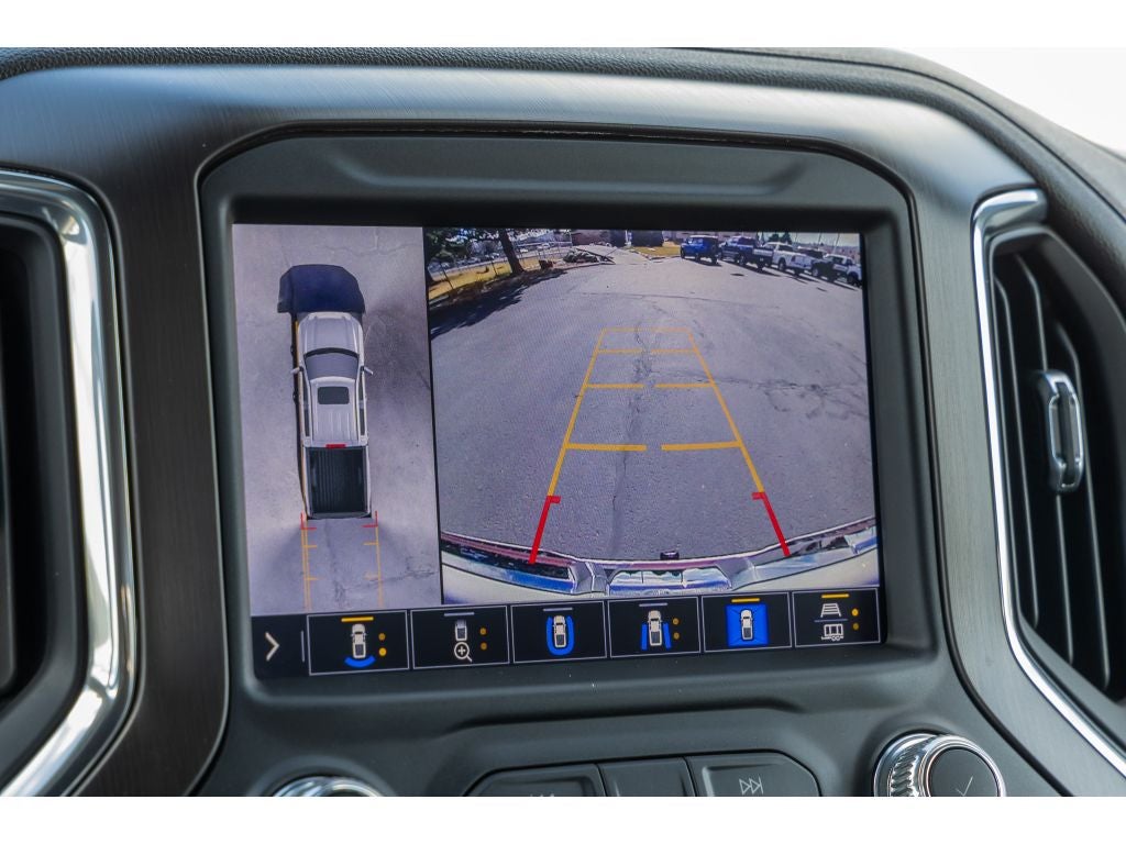 2022 GMC Sierra Limited AT4