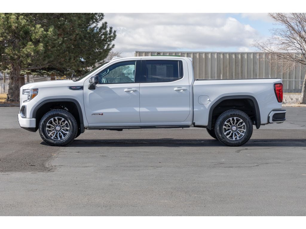2022 GMC Sierra Limited AT4