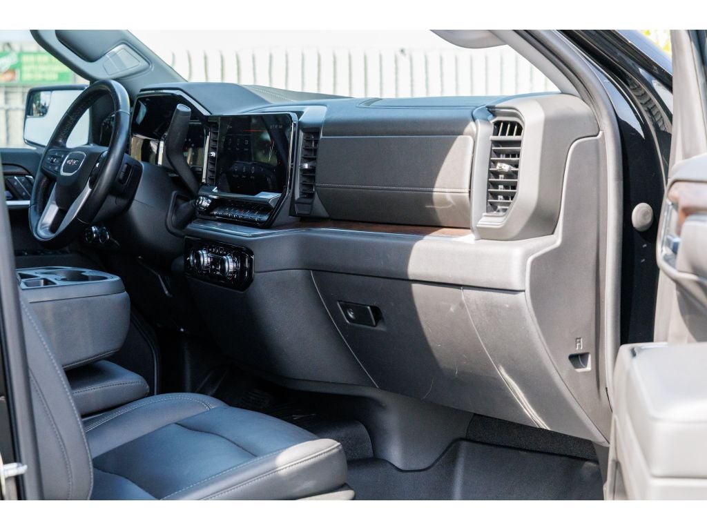 2022 GMC Sierra SLT