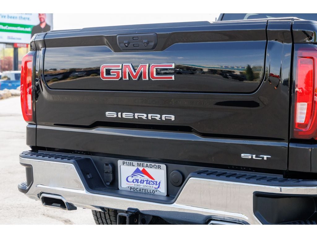 2022 GMC Sierra SLT
