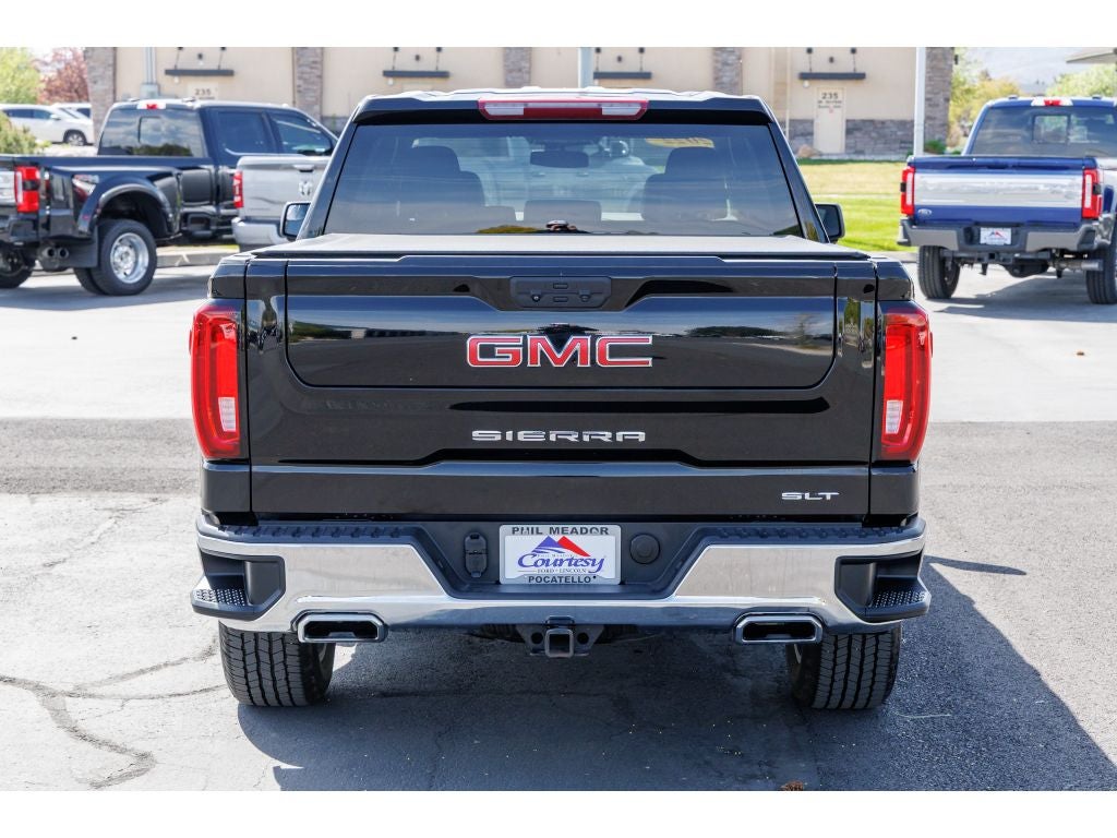 2022 GMC Sierra SLT